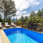 Gorgeous In With Sauna Vikendica Vrata