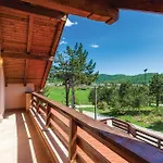 Vikendica Gorgeous In With Sauna