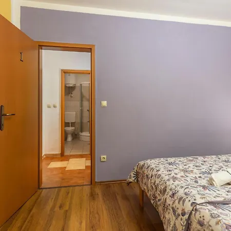 4 Bedroom Gorgeous In